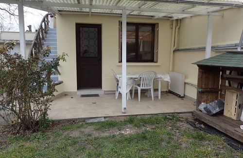 Bry-sur-Marne Apartment | Rental for 4/5 people, Near PARIS by RER A, Bord de Marne.