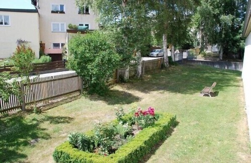 Arzberg House | Rental house manor Schlottenhof in a quiet country side