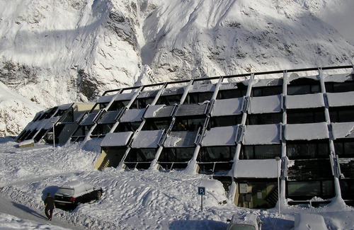 Piau Engaly Apartment | Rental in Piau Engaly: The New York studio: sleeps 4 at the foot of the slopes