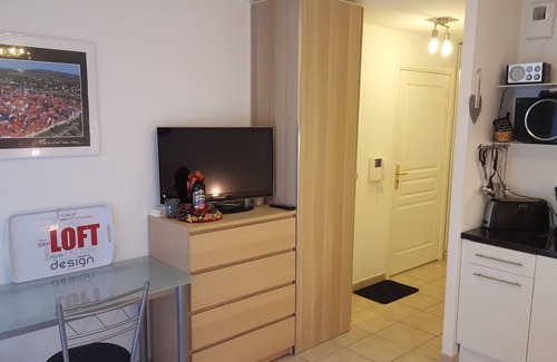 Obernai Apartment | Rental studio 02 holiday rental obernai in alsace view on small forest