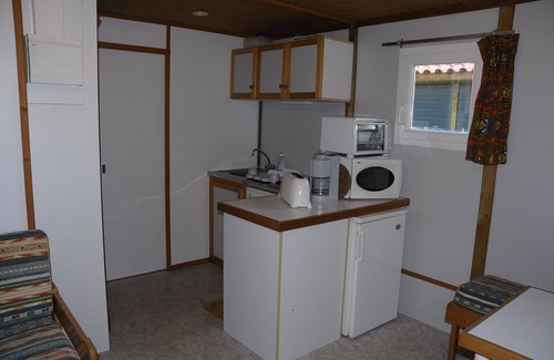 Mimizan Ski Chalet | Rentals close to shops with enclosed garden for families or others.
