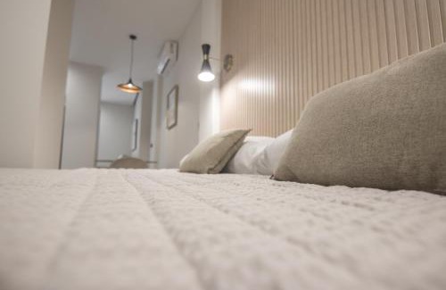 Los Remedios Apartment | RentalSevilla Virgen de Robledo
