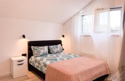 Chisinau Apartment | RentHouse Apart-Hotel Room #16