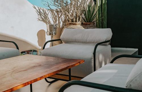 La Paz Hotel | Republica Pagana