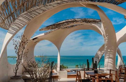 La Paz Hotel | Republica Pagana