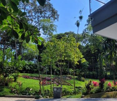 Acacias House | Reserva tu casa en la naturaleza con camino al río