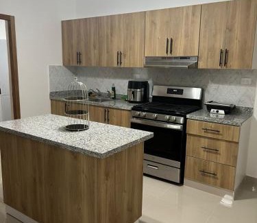La Isabelita Apartment | Residencial JL Francia II