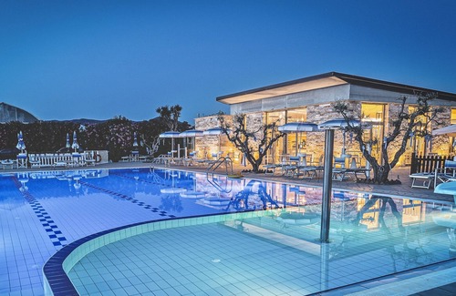 Rosignano Marittimo Apartment | Residence a Vada con piscina