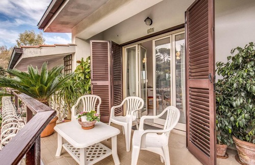Zona XXXII Acilia Nord House | Residence Antica Via Ostiense.