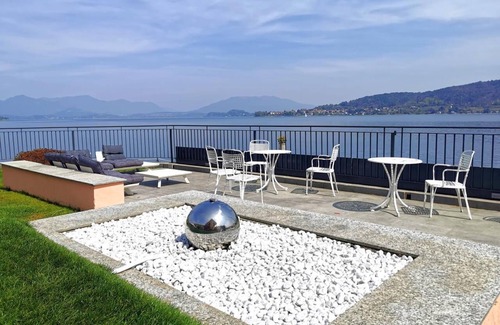Meina Apartment | Residence Antico Verbano Two-room apartment Bilo for 4 persons