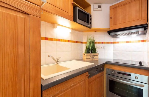 Vielle-Aure Apartment | Residence Ardoisieres Bat A - Apartment 4 people in Vielle Aure-Residence with indoor pool-