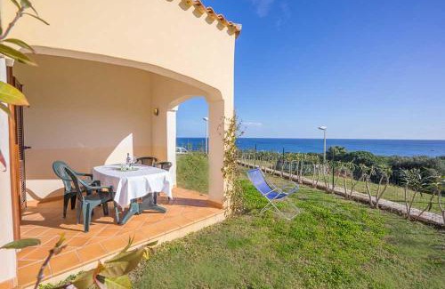 Baia Sant'Anna Apartment | residence baia sant anna con piscina