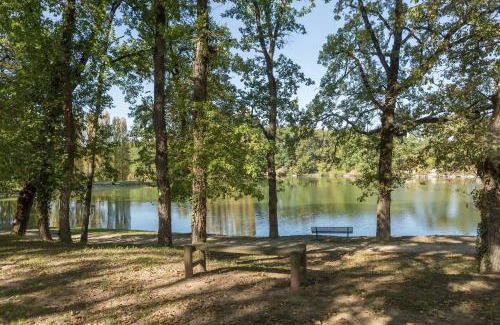 Monflanquin Apartment | Residence du Lac - maeva Home