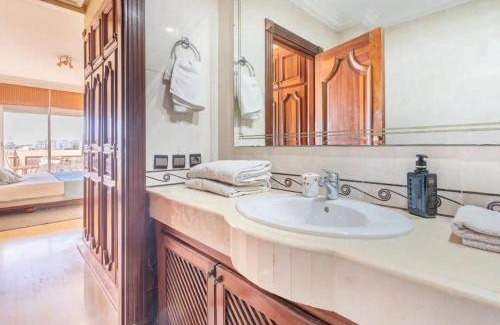RACINE EXTENSION Apartment | Residence Elite appartement de luxe