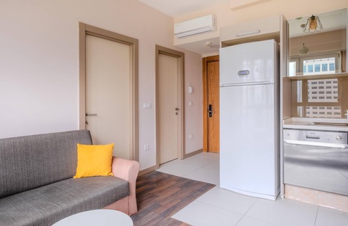 Mahmutbey Apartment | Residence Flat, 30 min to Istanbul Airport