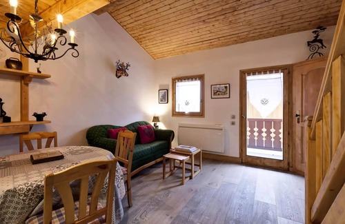 Le Praz Apartment | Residence Fontaine Du Praz - 2 Rooms for 5 People