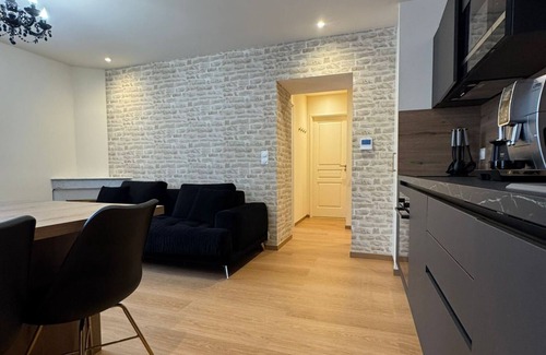 Chateau-Ville-Vieille Apartment | Residence VillaBelleFleur-Apartment L'Ancolie