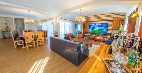 Siroki Brijeg Villa | Residence Herzegovina