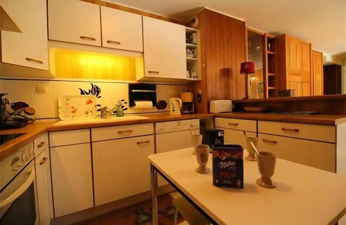 Bagneres-de-Luchon Apartment | Residence Hotel De France - 3 Pieces4/6 Pers (Normal) 7 sleeping accommodations LUCHON BAGNES