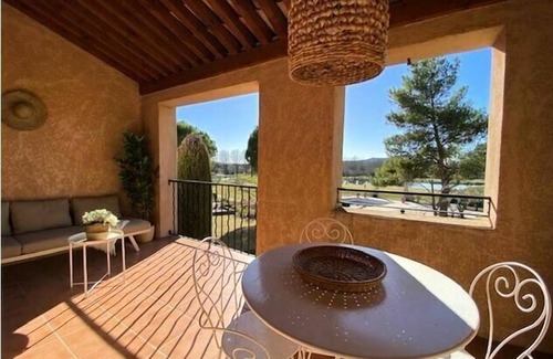 Pont Royal Apartment | Residence Hotel du Golf de Pont Royal - maeva Home - 2 room apartment for 4 people view of the golf course and the Alpilles - Prestige - super Home