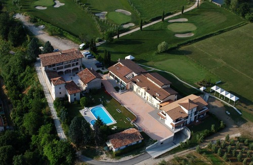Cunettone-villa House | RESIDENCE IL COLOMBARO ~ THREE-ROOM APARTMENT B15