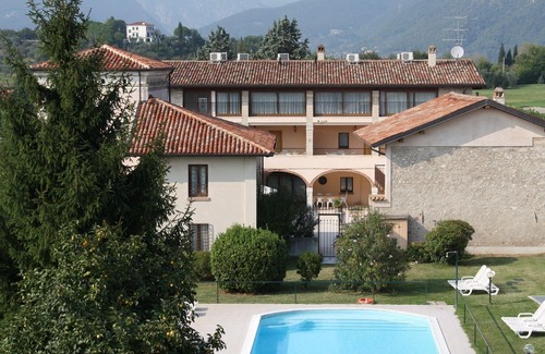Cunettone-villa House | RESIDENCE IL COLOMBARO ~ THREE-ROOM APARTMENT B15