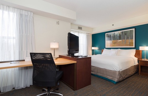 Huntersville Hotel | Residence Inn by Marriott Charlotte Lake Norman