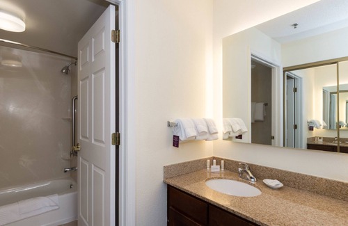 Huntersville Hotel | Residence Inn by Marriott Charlotte Lake Norman