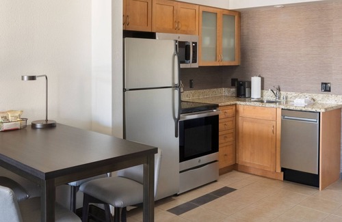 Downtown Sacramento Hotel | Residence Inn by Marriott Sacramento Downtown at Capitol Park