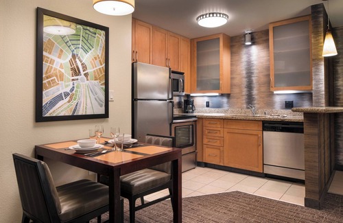 Camarillo Hotel | Residence Inn by Marriott Camarillo