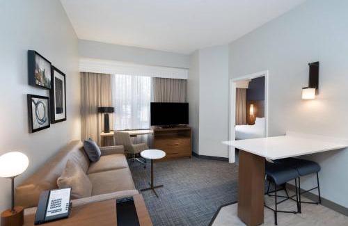 North Charleston Hotel | Residence Inn by Marriott Charleston Airport
