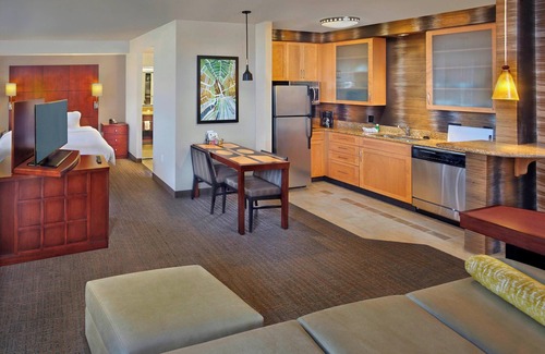 Lake Mary Hotel | Residence Inn by Marriott Orlando Lake Mary