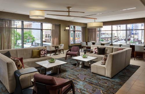 Downtown Chicago Hotel | Residence Inn by Marriott Chicago Downtown/River North