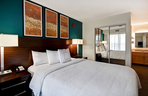 Beavercreek Hotel | Residence Inn by Marriott Dayton Beavercreek