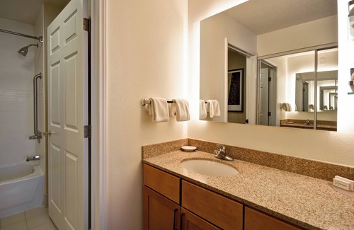 Beavercreek Hotel | Residence Inn by Marriott Dayton Beavercreek