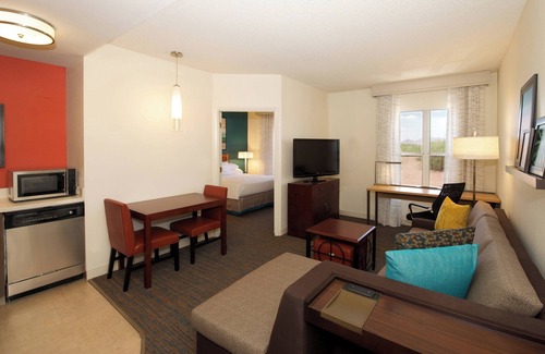 Phoenix Hotel | Residence Inn by Marriott Phoenix Airport