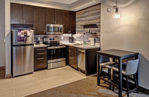 Tulsa Hotel | Residence Inn by Marriott Tulsa Midtown