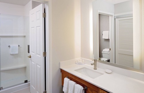 North Arlington Hotel | Residence Inn by Marriott Arlington