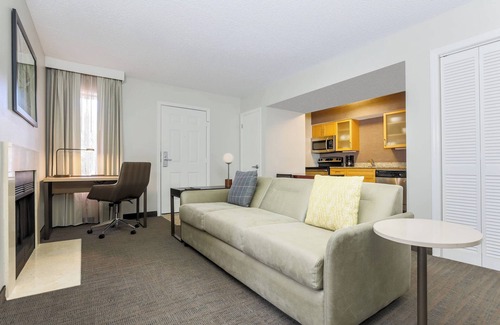 Boca Raton Hotel | Residence Inn by Marriott Boca Raton