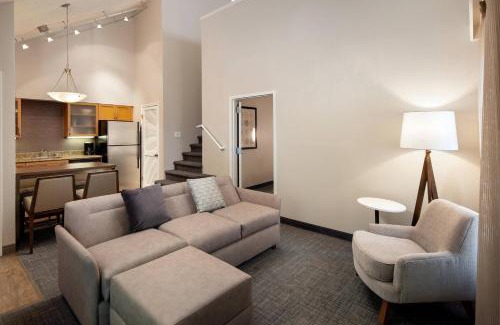 Las Vegas Hotel | Residence Inn by Marriott Las Vegas Convention Center