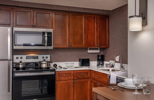 Norfolk - Virginia Beach Hotel | Residence Inn by Marriott Norfolk Airport