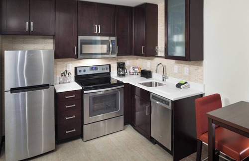 Florida Center Hotel | Residence Inn by Marriott Near Universal Orlando™