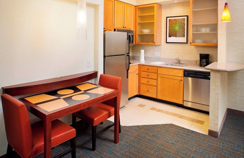 Roanoke Hotel | Residence Inn by Marriott Roanoke Airport