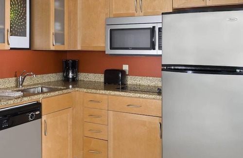 Canton Hotel | Residence Inn Canton