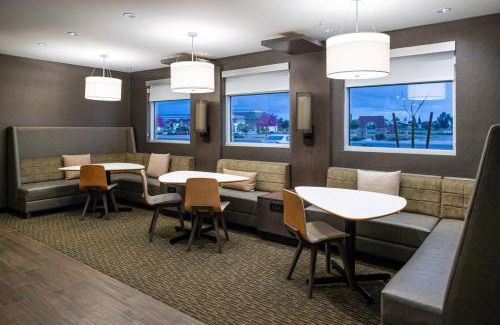 Visalia Hotel | Residence Inn Visalia