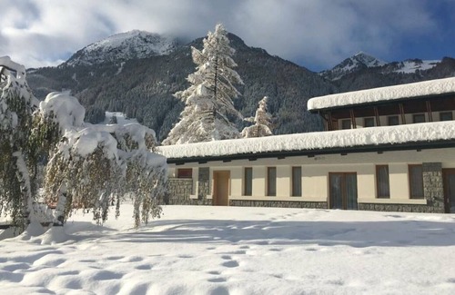 Gressoney-Saint-Jean Apartment | Residence in Gressoney-saint-jean with 3 bedrooms sleeps 10