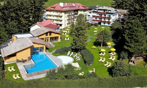 Santa Cristina Val Gardena Apartment | Residence Comploj