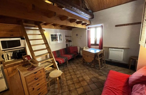 Saint-Martin-de-Belleville Apartment | Residence Le Dahu - Studio for 2 persons 19m2