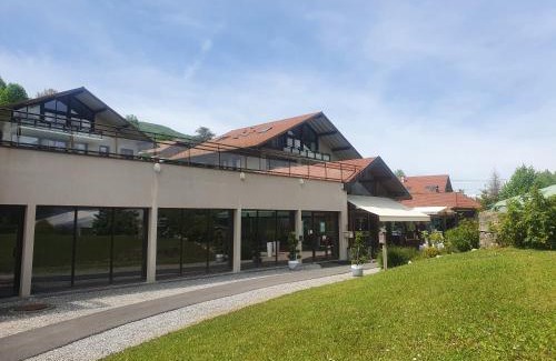 Saint-Jorioz Resort | Residence Les Chataigniers