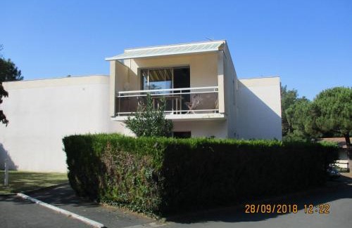 Saint-Palais-sur-Mer Apartment | RESIDENCE LES ECUREUILS